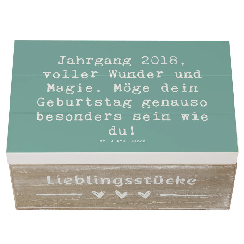Holzkiste Spruch 2018 Geburtstag schatzkiste holz, holzschachtel, geschenkkiste, Kiste, Erinnerungskiste, Holzbox mit Deckel, erinnerungsbox holz, truhe mit deckel, Box, Holzkiste, Aufbewahrungsbox Holz, holzkästchen, Holz Aufbewahrungsbox, fotokiste, kiste holz, box holz, geschenkbox mit deckel, Holztruhe, Aufbewahrungstruhe, schmucktruhe, Geschenkbox, holzschatulle, fotobox, Aufbewahrungsbox, Truhe, geschenkbox holz, Erinnerungsbox, Schatzkiste, Kiste mit Deckel, Aufbewahrungskiste, Holzkiste mit Deckel, Schatulle, schmuckkiste, truhe holz, aufbewahrungskiste mit deckel, schatztruhe, schmuckbox, Box aus Holz, Aufbewahrungsbox aus Holz, Holzbox, Geschenk, Geburtstag, Geburtstagsgeschenk