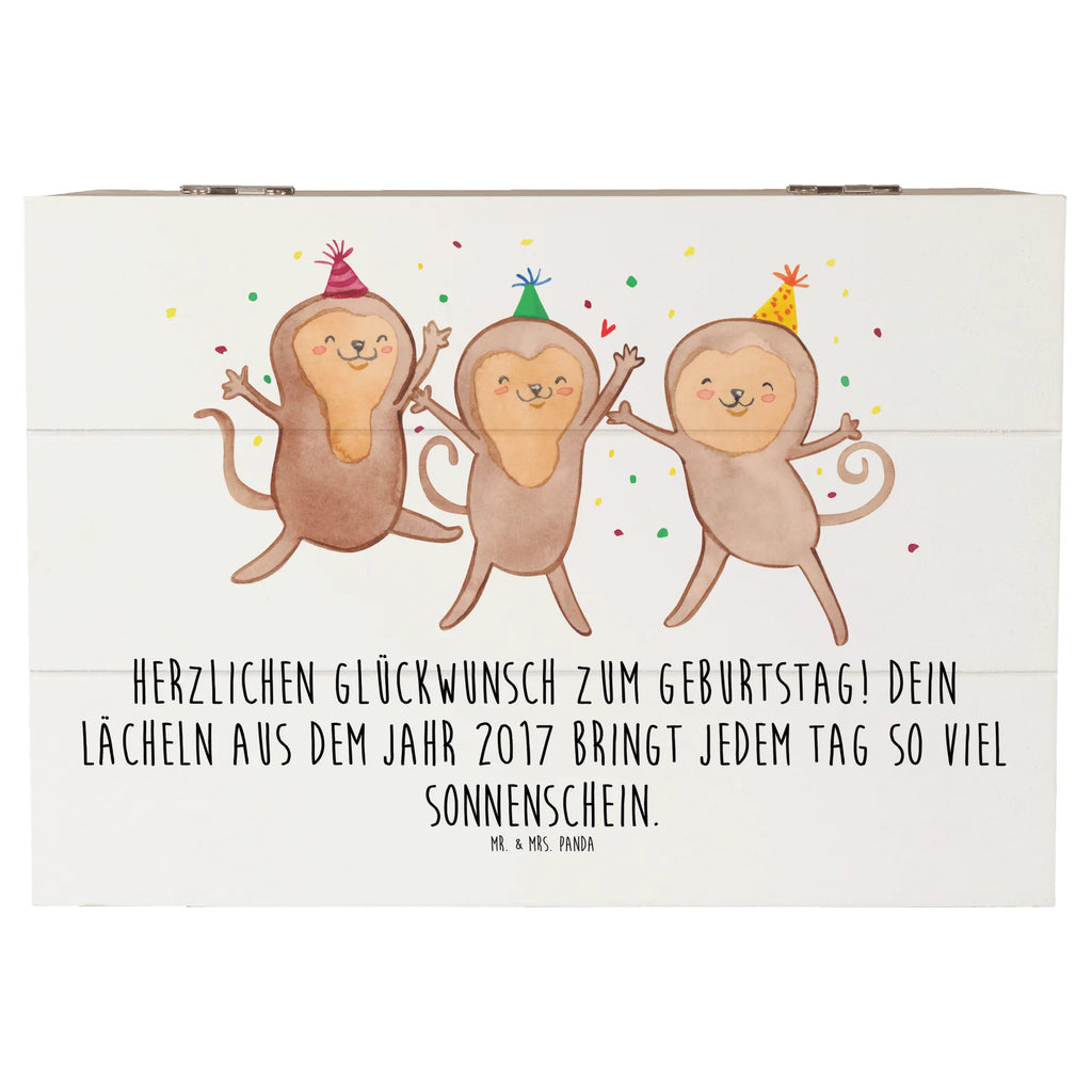 Holzkiste 2017 Geburtstag Lächeln Holzkiste mit Deckel, Holzbox mit Deckel, Kiste mit Deckel, Aufbewahrungsbox aus Holz, truhe mit deckel, geschenkbox mit deckel, geschenkkiste, Erinnerungskiste, Truhe, fotobox, Box, schatztruhe, Erinnerungsbox, Aufbewahrungstruhe, Holztruhe, holzschachtel, Schatzkiste, schatzkiste holz, schmuckbox, schmuckkiste, fotokiste, holzschatulle, aufbewahrungskiste mit deckel, truhe holz, Holzkiste, holzkästchen, box holz, Box aus Holz, Holzbox, Holz Aufbewahrungsbox, Aufbewahrungsbox Holz, Aufbewahrungsbox, erinnerungsbox holz, Kiste, Schatulle, geschenkbox holz, schmucktruhe, kiste holz, Aufbewahrungskiste, Geschenkbox, Geschenk, Geburtstag, Geburtstagsgeschenk