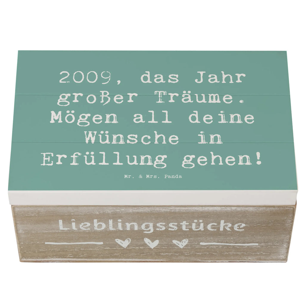 Wooden chest Saying 2009, das Jahr großer Träume. Mögen all deine Wünsche in Erfüllung gehen! Kiste, Schatulle, Schatzkiste, Aufbewahrungsbox, Truhe, XXL, Dekokiste, Erinnerungsbox, Holzkiste, Geschenkbox, Erinnerungskiste, Geschenkdose, Geburtstag, Geburtstagsgeschenk, Geschenk
