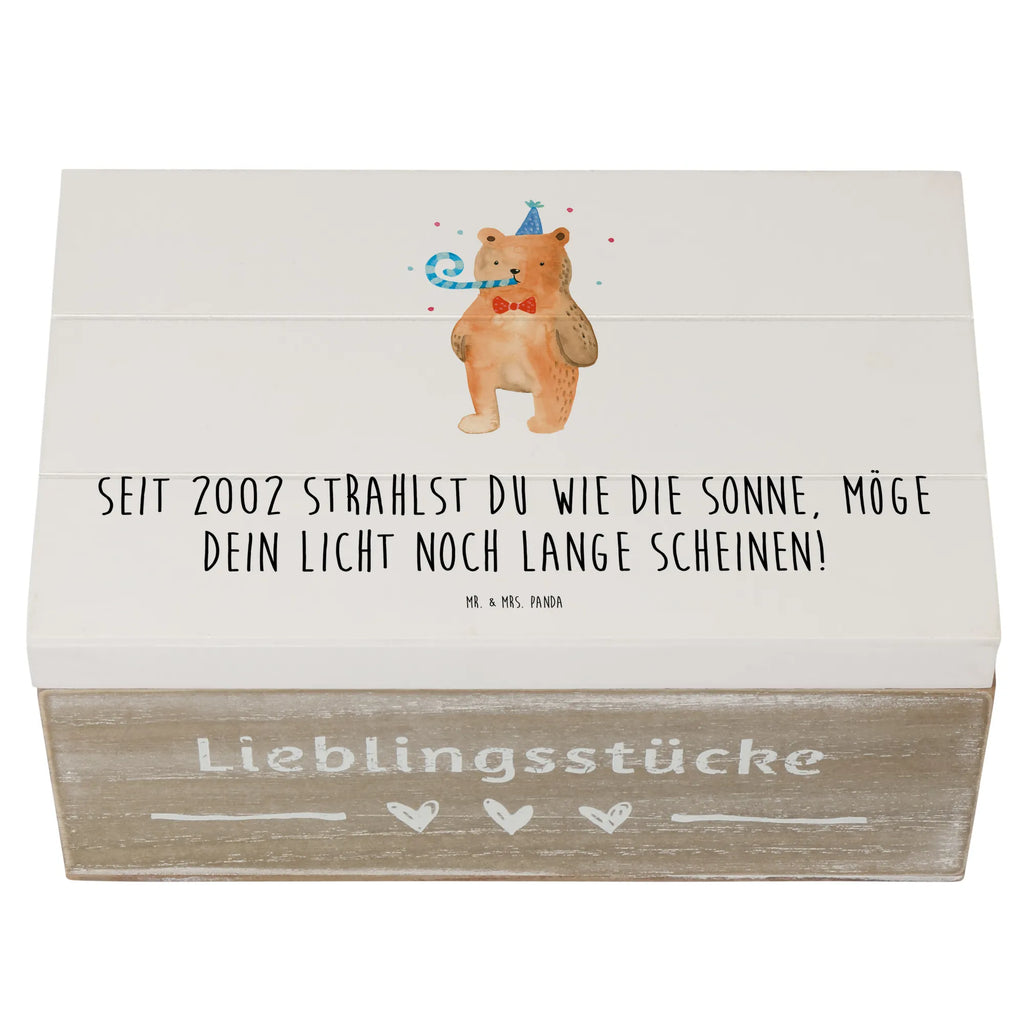 Wooden chest Seit 2002 strahlst du wie die Sonne, möge dein Licht noch lange scheinen! XXL, Geschenkdose, Schatulle, Erinnerungskiste, Schatzkiste, Holzkiste, Truhe, Kiste, Aufbewahrungsbox, Geschenkbox, Erinnerungsbox, Dekokiste, Geburtstag, Geburtstagsgeschenk, Geschenk