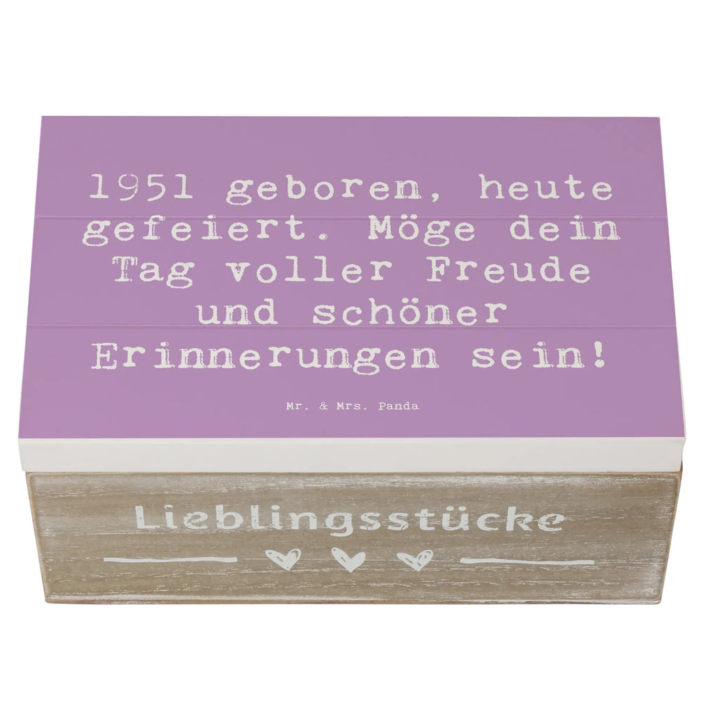 Wooden chest Saying 1951 geboren, heute gefeiert. Möge dein Tag voller Freude und schöner Erinnerungen sein! Aufbewahrungsbox, aufbewahrungskiste mit deckel, Box aus Holz, holzschachtel, Aufbewahrungskiste, Schatulle, Holzbox, Aufbewahrungsbox Holz, Holzkisten, holztruhen, kiste holz, aufbewahrungskisten, truhe holz, Holzkiste mit Deckel, aufbewahrungsboxen, Holz Aufbewahrungsbox, holzkästchen, holzschatulle, Holzbox mit Deckel, Holzkiste, Aufbewahrungsbox aus Holz, aufbewahrungstruhe, box holz, Holztruhe, Holzboxen, Geburtstag, Geburtstagsgeschenk, Geschenk