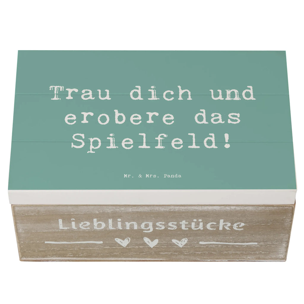 Wooden chest Saying Trau dich und erobere das Spielfeld! holz aufbewahrungsbox, aufbewahrungsbox holz, Erinnerungsbox, deko box, aufbewahrungskiste, erinnerungsbox baby, Aufbewahrungsbox, holzkisten, Schatzkiste, Schatulle, Geschenkbox, dekorative holzkiste, holzbox mit deckel, holzbox, Holzkiste, erinnerungsbox hochzeit, Erinnerungskiste, Dekokiste, schmuckkästchen, holzkiste mit deckel, ordnungsbox, holzboxen, Kiste, Truhe, holztruhe, aufbewahrungsbox aus holz, box aus holz, einzigartig, sprüche, inspiration, mr and mrs panda, alltag verschönern, schöne sprüche, zitate, motivation, shopify, lächeln, glück, kreativ, lebensweisheiten, wohnaccessoires, freude, sprüche sammlung, spruch kollektion, geschenkideen, dekoration, liebe, nachhaltige geschenke, wanddeko