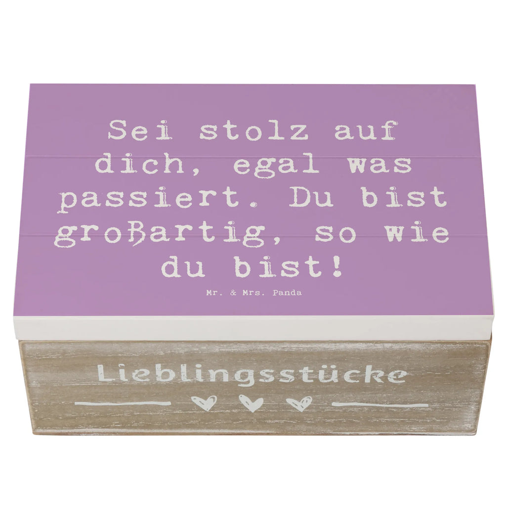 Wooden chest Saying Sei stolz auf dich, egal was passiert. Du bist großartig, so wie du bist! Holzkiste, Kiste, Truhe, Erinnerungsbox, Geschenkbox, Geschenkdose, Erinnerungskiste, Schatulle, XXL, Dekokiste, Aufbewahrungsbox, Schatzkiste, sprüche, zitate, spruch kollektion, inspiration, motivation, lebensweisheiten, geschenkideen, wanddeko, wohnaccessoires, sprüche sammlung, schöne sprüche, glück, liebe, freude, lächeln, alltag verschönern, nachhaltige geschenke, dekoration, kreativ, einzigartig, shopify, mr and mrs panda