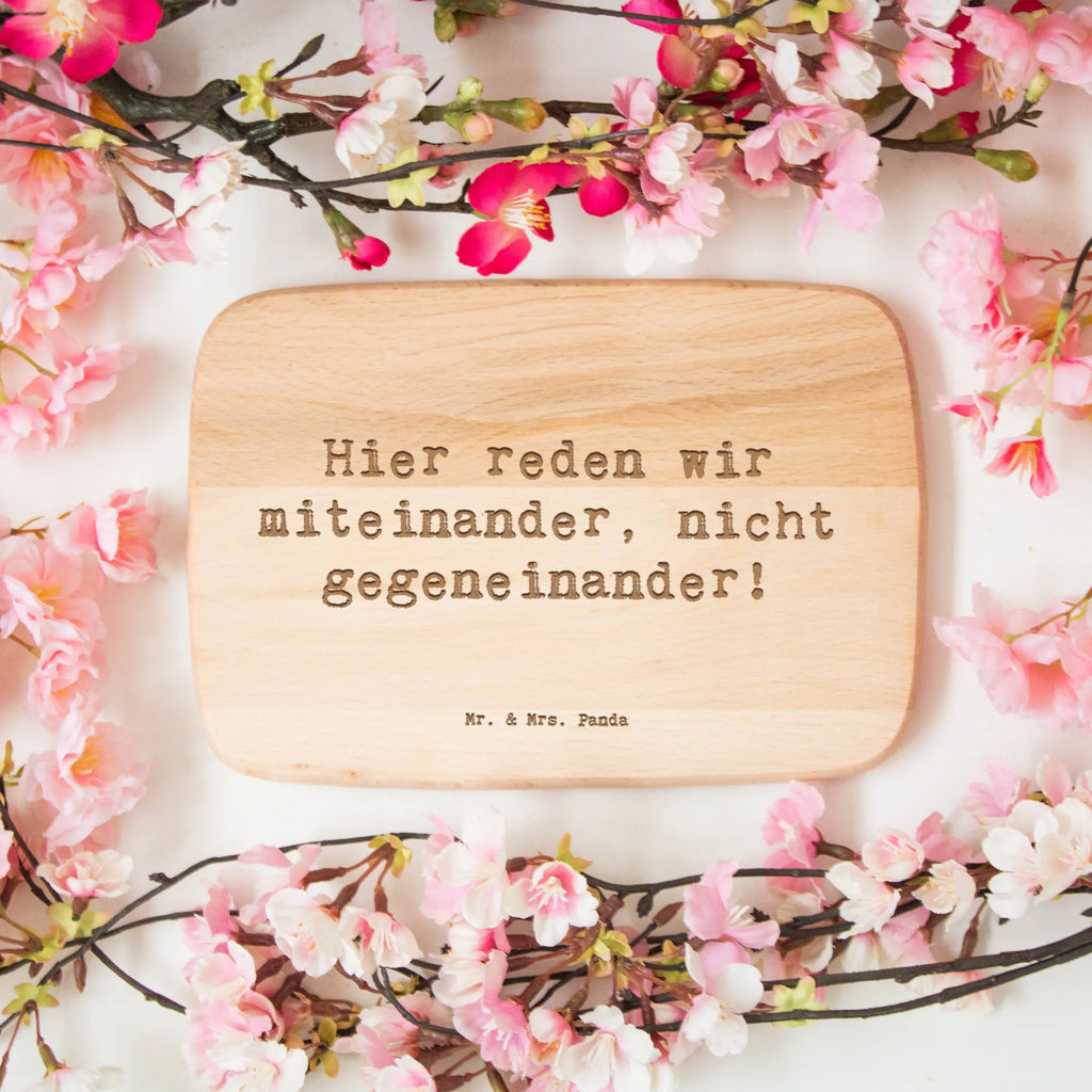 Holzbrett Spruch Konflikte friedlich lösen Küchenbrett, Frühstücksbrett, Schneidebrett Holz, Schneidebrett, Frühstücksbrettchen, Holzbrett, sprüche, zitate, spruch kollektion, inspiration, motivation, lebensweisheiten, geschenkideen, wanddeko, wohnaccessoires, sprüche sammlung, schöne sprüche, glück, liebe, freude, lächeln, alltag verschönern, nachhaltige geschenke, dekoration, kreativ, einzigartig, shopify, mr and mrs panda