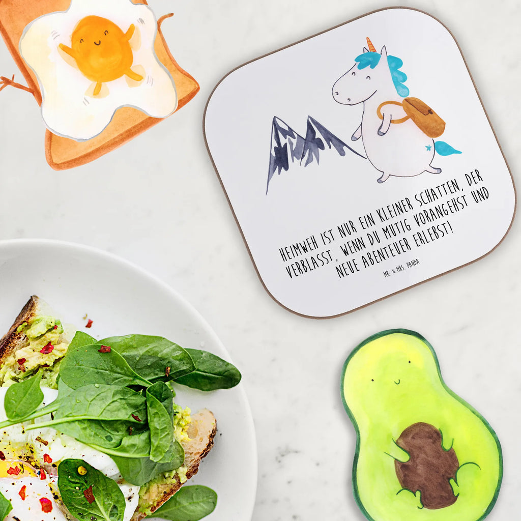 Untersetzer Heimweh überwinden Abenteuer erleben Glasuntersetzer, Korkuntersetzer, Tassen Untersetzer, Untersetzer aus Holz, Bierdeckel, Untersetzer Gläser, Untersetzer für Gläser, Holzuntersetzer, Untersetzer, Getränkeuntersetzer, Untersetzer Design, Untersetzer Holz, sprüche, zitate, spruch kollektion, inspiration, motivation, lebensweisheiten, geschenkideen, wanddeko, wohnaccessoires, sprüche sammlung, schöne sprüche, glück, liebe, freude, lächeln, alltag verschönern, nachhaltige geschenke, dekoration, kreativ, einzigartig, shopify, mr and mrs panda