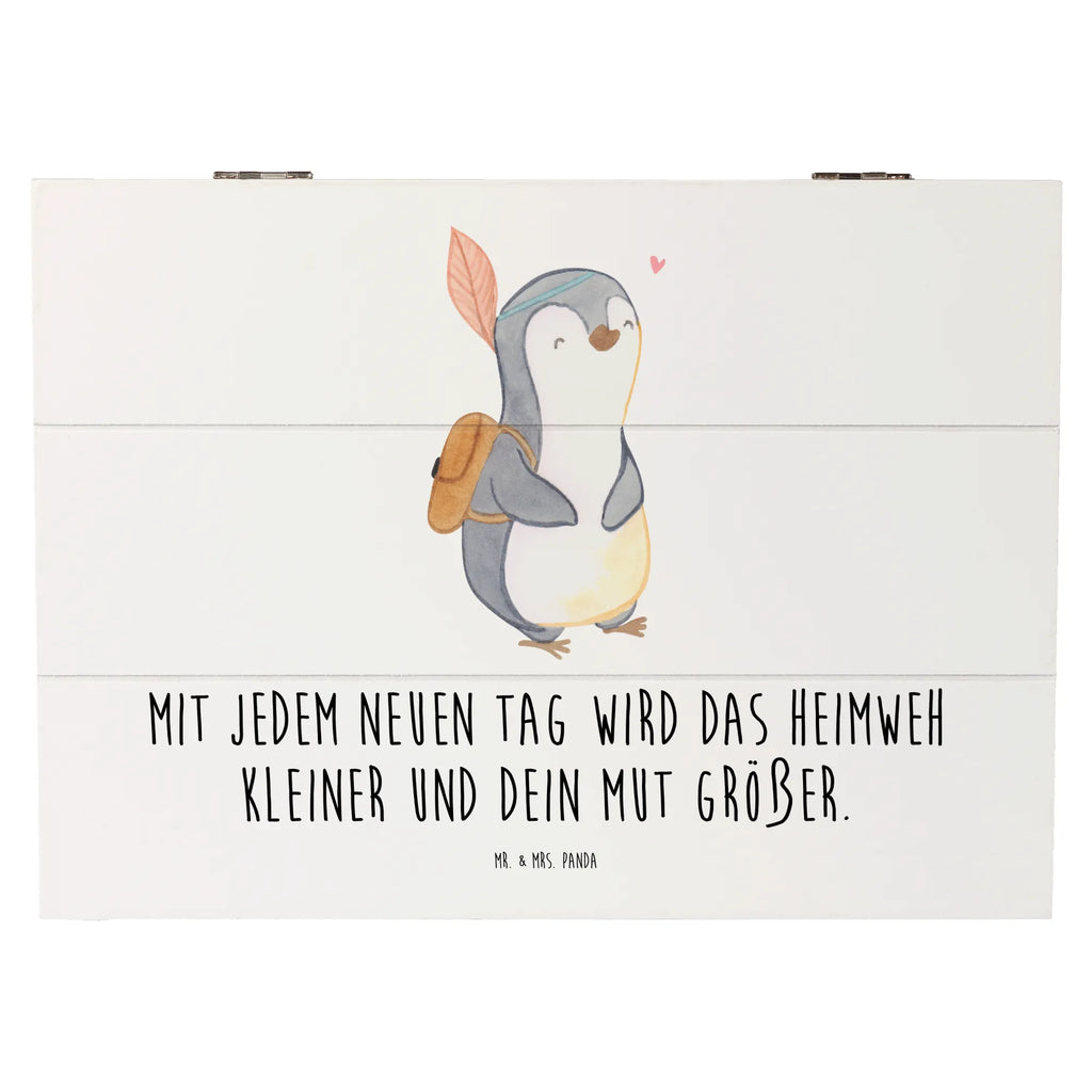 Holzkiste Heimweh überwinden Mut Aufbewahrungsbox, box holz, Holzbox mit Deckel, Box, Schatzkiste, Box aus Holz, schmuckbox, Holzkiste, holzschachtel, Geschenkbox, holzkästchen, truhe mit deckel, Aufbewahrungsbox aus Holz, Aufbewahrungsbox Holz, kiste holz, schmuckkiste, Holztruhe, holzschatulle, fotokiste, Holzkiste mit Deckel, Holz Aufbewahrungsbox, Aufbewahrungskiste, Truhe, fotobox, truhe holz, Schatulle, schatztruhe, Kiste mit Deckel, geschenkkiste, geschenkbox holz, Erinnerungsbox, aufbewahrungskiste mit deckel, geschenkbox mit deckel, Kiste, Erinnerungskiste, schatzkiste holz, schmucktruhe, Aufbewahrungstruhe, erinnerungsbox holz, Holzbox, Lächeln, freude, wohnaccessoires, sprüche, shopify, motivation, Einzigartig, inspiration, zitate, Dekoration, sprüche sammlung, nachhaltige geschenke, geschenkideen, Kreativ, mr and mrs panda, alltag verschönern, glück, wanddeko, lebensweisheiten, liebe, spruch kollektion, schöne sprüche