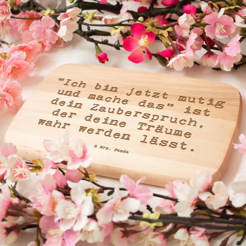 Küchenbrett Spruch Mutig zu sich selbst stehen Schneidebrett, Schneidebrett Holz, Küchenbrett, Frühstücksbrett, Holzbrett, Frühstücksbrettchen, sprüche, zitate, spruch kollektion, inspiration, motivation, lebensweisheiten, geschenkideen, wanddeko, wohnaccessoires, sprüche sammlung, schöne sprüche, glück, liebe, freude, lächeln, alltag verschönern, nachhaltige geschenke, dekoration, kreativ, einzigartig, shopify, mr and mrs panda