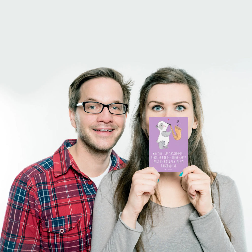 Postcard Was sagt ein Saxophonist, bevor er auf die Bühne geht? Lasst mich den Sax-appeal einschalten! Geburtstagskarte, Dankeskarte, Ansichtskarten, Einladung Geburtstag, Einladungskarte, Ansichtskarte, Grußkarte, Karte, Geschenkkarte, Postkarte, Einladungskarten Geburtstag, Einladung, Instrumente, Geschenke Musiker, Musikliebhaber