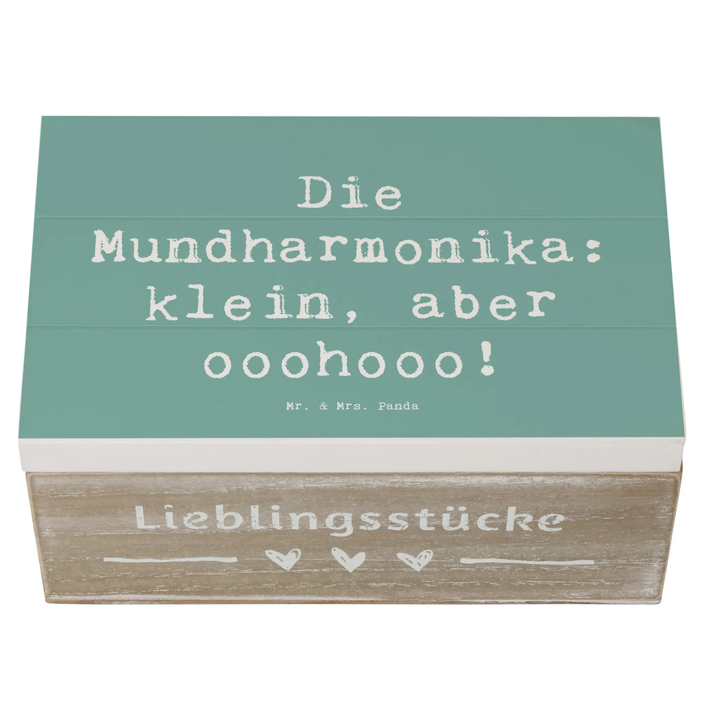 Wooden chest Saying Die Mundharmonika: klein, aber ooohooo! Geschenkbox, Erinnerungsbox, Erinnerungskiste, Schatulle, Dekokiste, Geschenkdose, Kiste, Holzkiste, Truhe, XXL, Aufbewahrungsbox, Schatzkiste, Instrumente, Geschenke Musiker, Musikliebhaber
