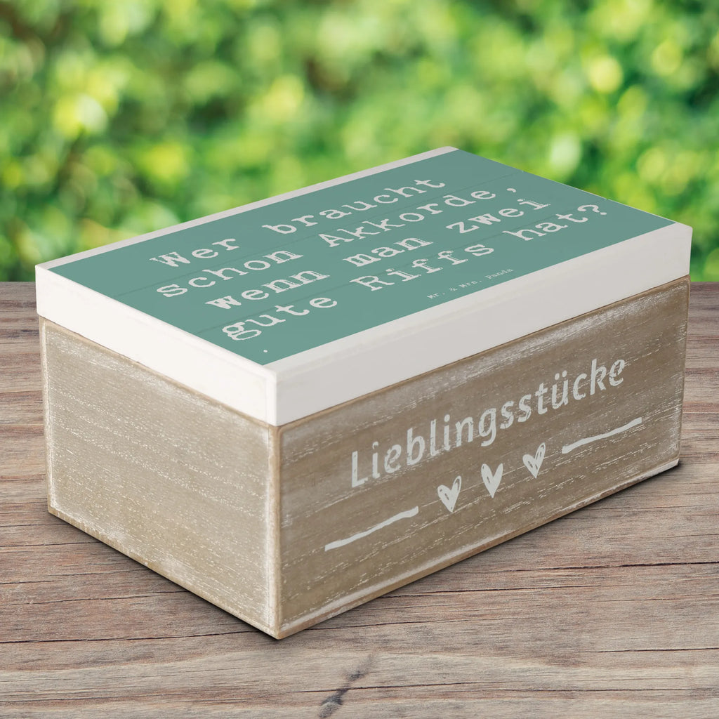 Holzkiste Spruch E-Gitarre Zwei Riffs Dekokiste, Schatzkiste, Erinnerungsbox, Geschenkbox, XXL, Holzkiste, Kiste, Geschenkdose, Aufbewahrungsbox, Erinnerungskiste, Schatulle, Truhe, Instrumente, Geschenke Musiker, Musikliebhaber