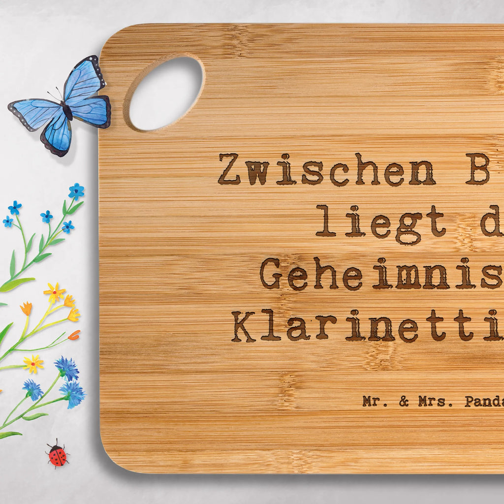 Bamboo chopping board Saying Zwischen B und H liegt das Geheimnis der Klarinettisten! engraving, kitchen board, kitchen, breakfast board, slices, cutting board, wood, cutting block, nature, robust, board, bamboo, dulcimer, solid, breakfast, carving board, Instruments, gifts for musicians, music enthusiasts