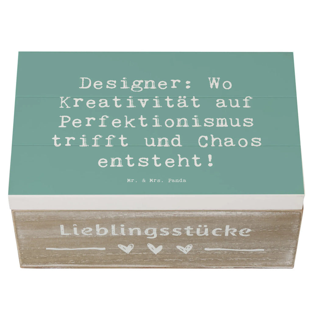 Wooden chest Saying Designer: Wo Kreativität auf Perfektionismus trifft und Chaos entsteht! Truhe, Geschenkbox, Geschenkdose, Erinnerungsbox, XXL, Schatulle, Aufbewahrungsbox, Erinnerungskiste, Schatzkiste, Dekokiste, Kiste, Holzkiste, Beruf, Ausbildung, Jubiläum, Abschied, Rente, Kollege, Kollegin, Geschenk, Schenken, Arbeitskollege, Mitarbeiter, Firma, Danke, Dankeschön