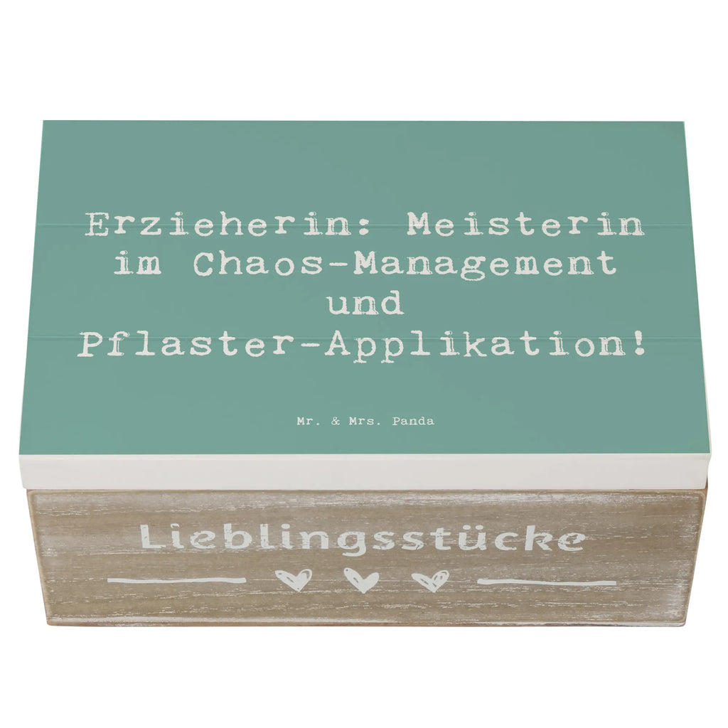Wooden chest Saying Erzieherin: Meisterin im Chaos-Management und Pflaster-Applikation! aufbewahrungstruhe, Aufbewahrungsbox aus Holz, box holz, Holztruhe, Holzkiste, holzschachtel, Aufbewahrungsbox, holzschatulle, Aufbewahrungsbox Holz, aufbewahrungsboxen, aufbewahrungskiste mit deckel, Schatulle, Aufbewahrungskiste, Holzboxen, Holzkiste mit Deckel, Box aus Holz, Holzbox, holzkästchen, kiste holz, Holzkisten, truhe holz, Holz Aufbewahrungsbox, holztruhen, aufbewahrungskisten, Holzbox mit Deckel, Geschenk, Danke, Dankeschön, Schenken, Beruf, Ausbildung, Abschied, Rente, Kollege, Kollegin, Arbeitskollege, Mitarbeiter, Jubiläum, Firma