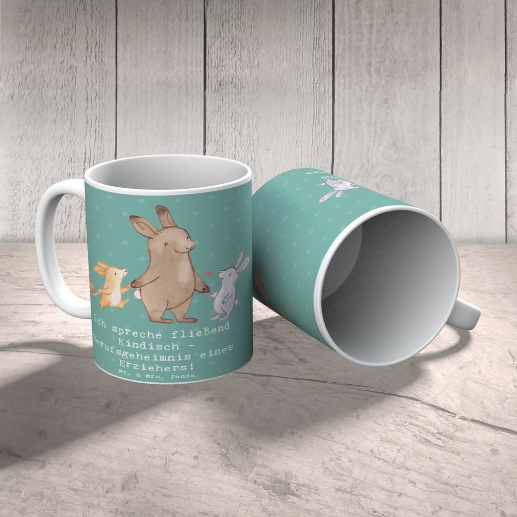 Tasse Erzieher Kindisch Tasse mit Motiven, Tasse mit Zitaten, Geschenktasse, Keramiktasse, Bürotasse, Porzellantasse, Tasse, Teetasse, Kaffeetasse, Beruf, Ausbildung, Jubiläum, Abschied, Rente, Kollege, Kollegin, Geschenk, Schenken, Arbeitskollege, Mitarbeiter, Firma, Danke, Dankeschön