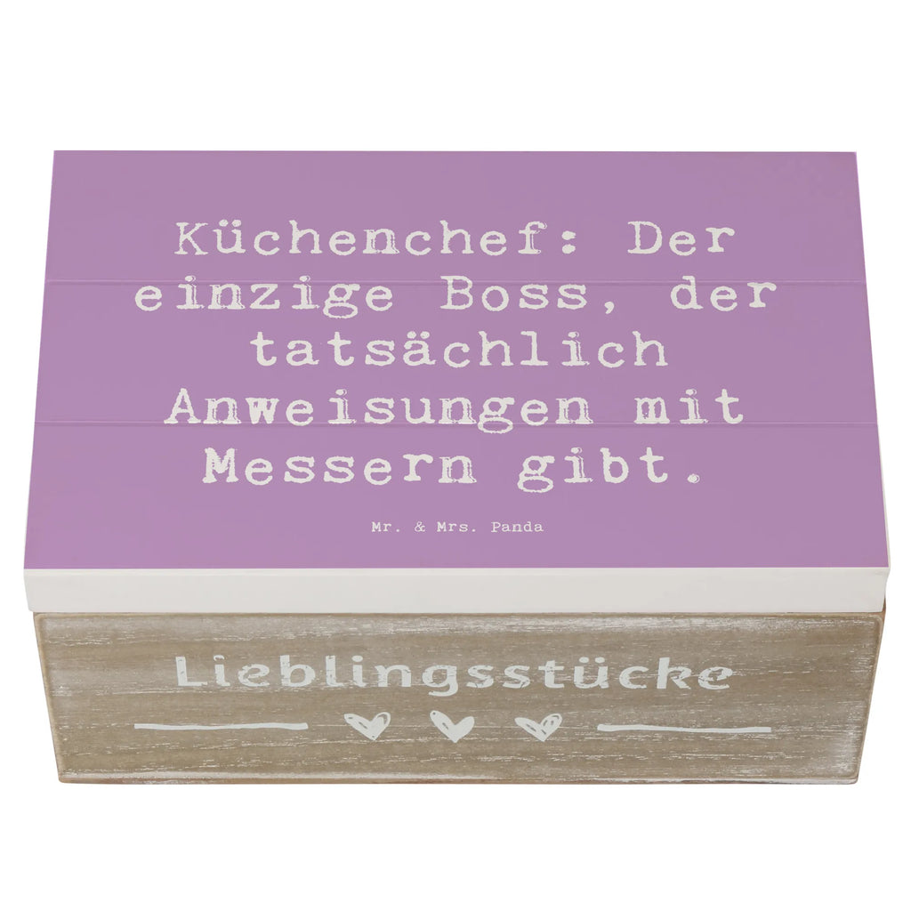 Holzkiste Spruch Küchenchef: Der einzige Boss, der tatsächlich Anweisungen mit Messern gibt. aufbewahrungskisten, holzschachtel, aufbewahrungskiste mit deckel, Aufbewahrungsbox Holz, Holztruhe, aufbewahrungstruhe, box holz, Aufbewahrungsbox aus Holz, Holzkiste mit Deckel, Holzbox mit Deckel, Box aus Holz, Aufbewahrungskiste, kiste holz, Holzkiste, Holzboxen, holztruhen, holzschatulle, Aufbewahrungsbox, truhe holz, holzkästchen, Schatulle, Holzbox, aufbewahrungsboxen, Holzkisten, Holz Aufbewahrungsbox, Geschenk, Danke, Dankeschön, Schenken, Beruf, Ausbildung, Abschied, Rente, Kollege, Kollegin, Arbeitskollege, Mitarbeiter, Jubiläum, Firma