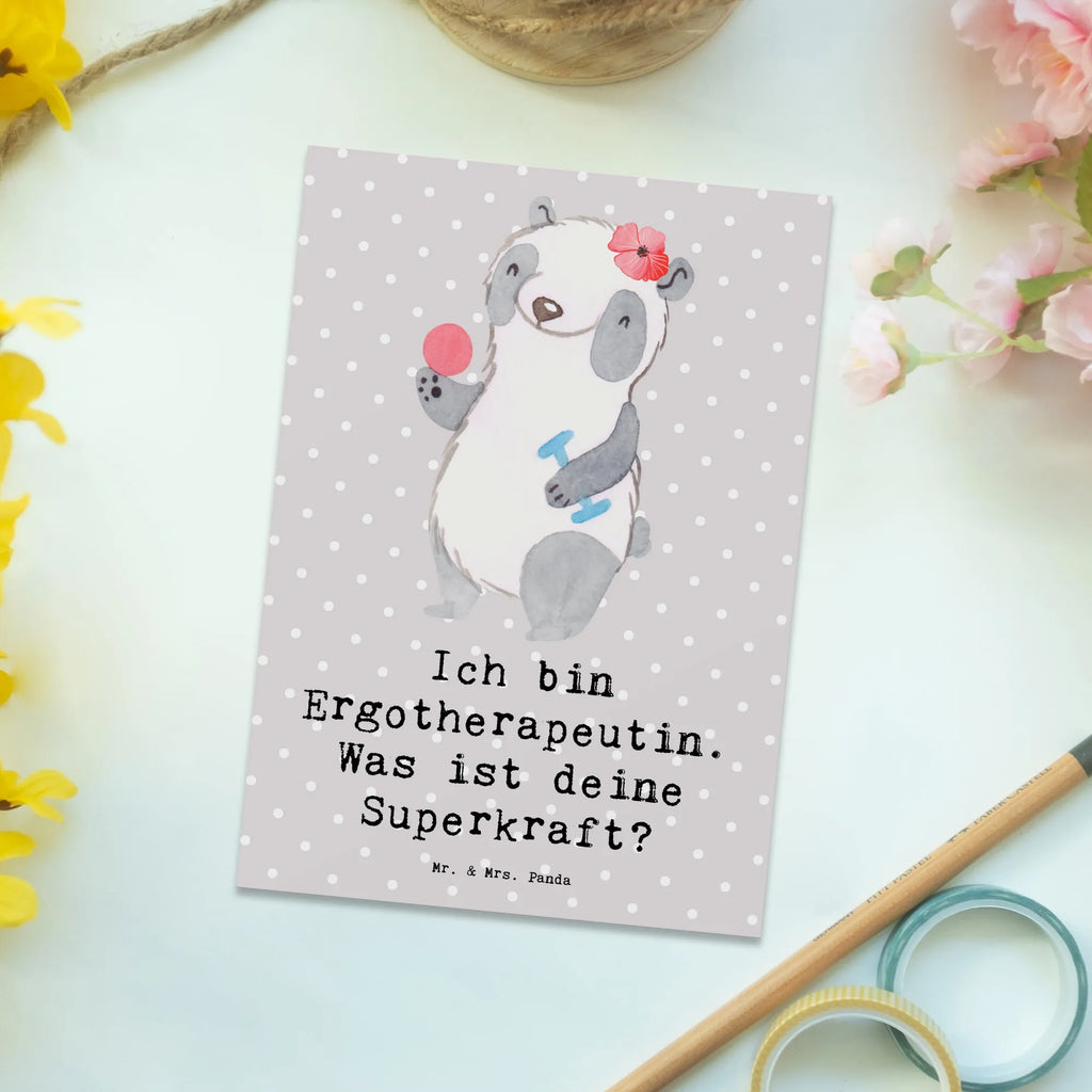 Postcard Ich bin Ergotherapeutin. Was ist deine Superkraft? Einladungskarte, Dankeskarte, Ansichtskarte, Einladung Geburtstag, Geburtstagskarte, Geschenkkarte, Karte, Einladungskarten Geburtstag, Grußkarte, Ansichtskarten, Postkarte, Einladung, Beruf, Ausbildung, Jubiläum, Abschied, Rente, Kollege, Kollegin, Geschenk, Schenken, Arbeitskollege, Mitarbeiter, Firma, Danke, Dankeschön