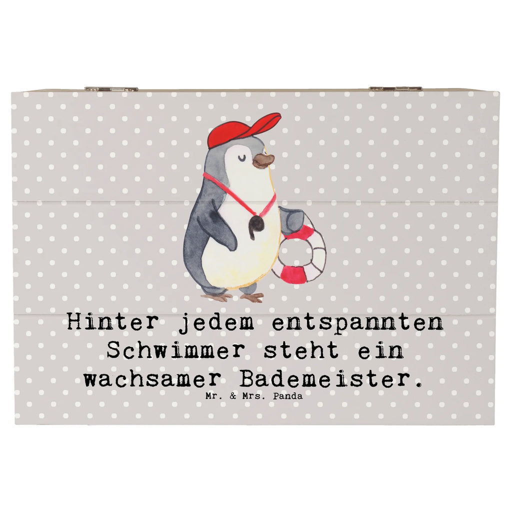 Wooden chest Hinter jedem entspannten Schwimmer steht ein wachsamer Bademeister. Holzkiste, Dekokiste, Truhe, Erinnerungsbox, Geschenkbox, Kiste, Aufbewahrungsbox, Schatzkiste, Schatulle, Geschenkdose, XXL, Erinnerungskiste, Beruf, Ausbildung, Jubiläum, Abschied, Rente, Kollege, Kollegin, Geschenk, Schenken, Arbeitskollege, Mitarbeiter, Firma, Danke, Dankeschön