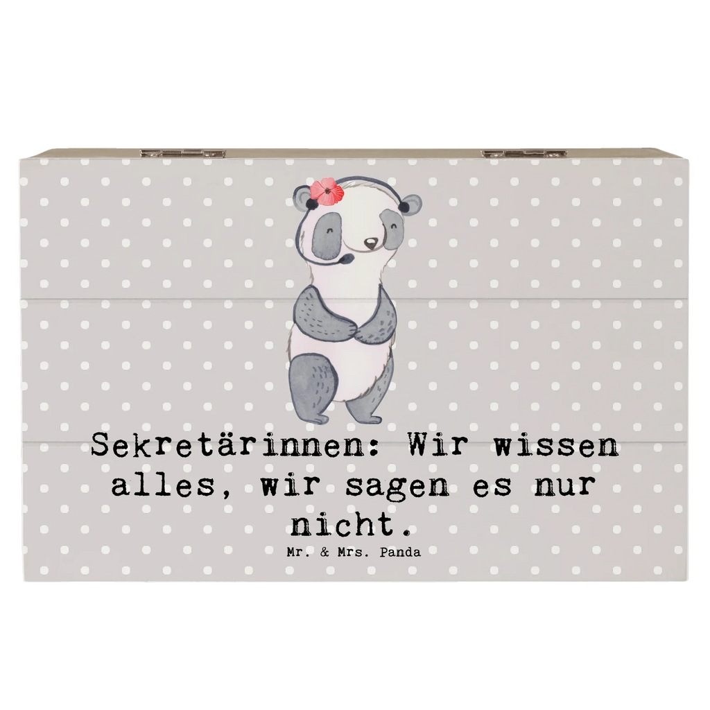 Wooden chest Sekretärinnen: Wir wissen alles, wir sagen es nur nicht. Box, Holzkiste mit Deckel, Aufbewahrungstruhe, holzschatulle, holzkästchen, geschenkbox mit deckel, aufbewahrungskiste mit deckel, Holz Aufbewahrungsbox, fotobox, Kiste, holzschachtel, schatztruhe, fotokiste, Kiste mit Deckel, geschenkkiste, kiste holz, geschenkbox holz, Box aus Holz, Schatzkiste, Geschenkbox, schmuckbox, Schatulle, Holzbox, Aufbewahrungskiste, Aufbewahrungsbox Holz, Holzbox mit Deckel, Aufbewahrungsbox aus Holz, Erinnerungsbox, box holz, schmuckkiste, Aufbewahrungsbox, schmucktruhe, Holztruhe, truhe mit deckel, Truhe, Erinnerungskiste, erinnerungsbox holz, Holzkiste, truhe holz, schatzkiste holz, Geschenk, Kollege, Rente, Beruf, Firma, Mitarbeiter, Ausbildung, Jubiläum, Abschied, Arbeitskollege, Kollegin, Schenken, Dankeschön, Danke