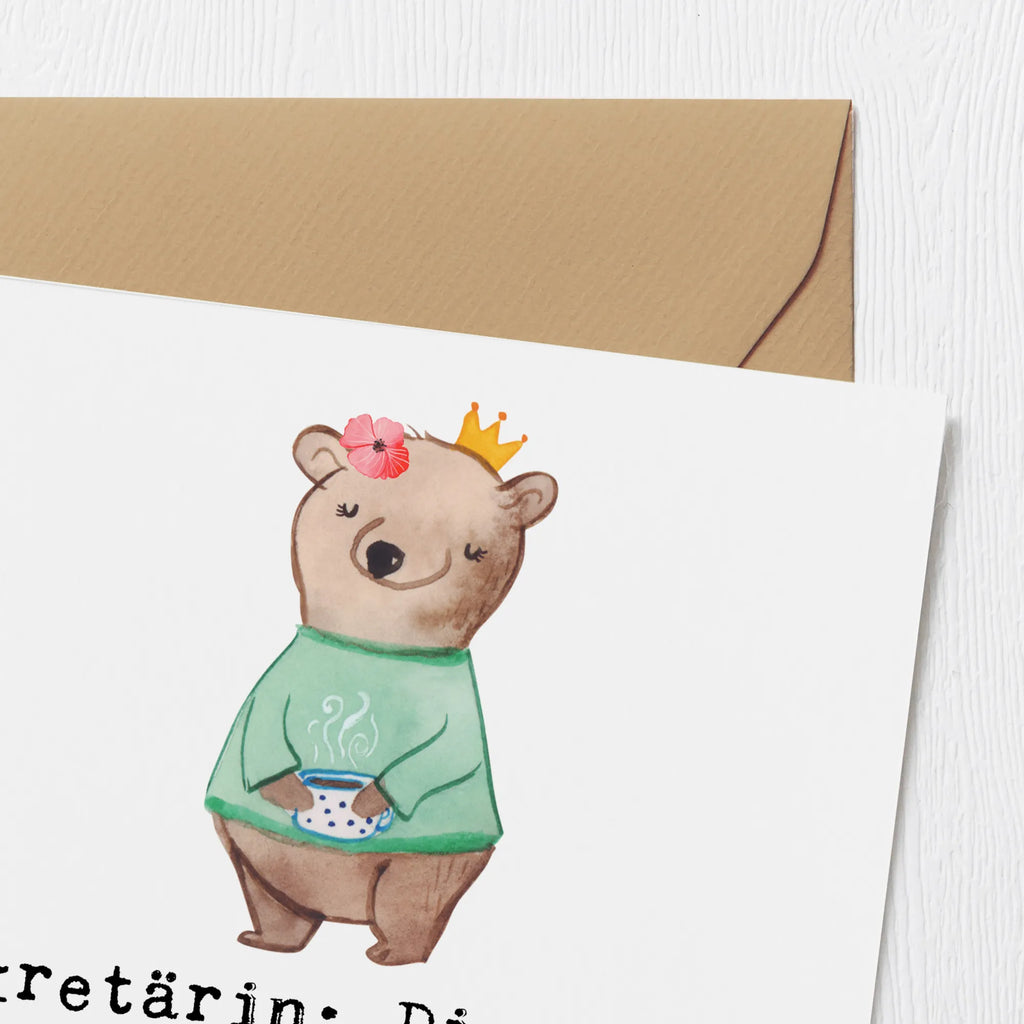 Deluxe Karte Sekretärin: Die wahre Chefin des Büros, die immer weiß, wo die Kaffeemaschine steht. Karte, Klappkarte, Hochwertige Grußkarte, Hochzeitskarte, Grußkarte, Geburtstagskarte, Hochwertige Klappkarte, Glückwunschkarte, Einladungskarte, Beruf, Ausbildung, Jubiläum, Abschied, Rente, Kollege, Kollegin, Geschenk, Schenken, Arbeitskollege, Mitarbeiter, Firma, Danke, Dankeschön