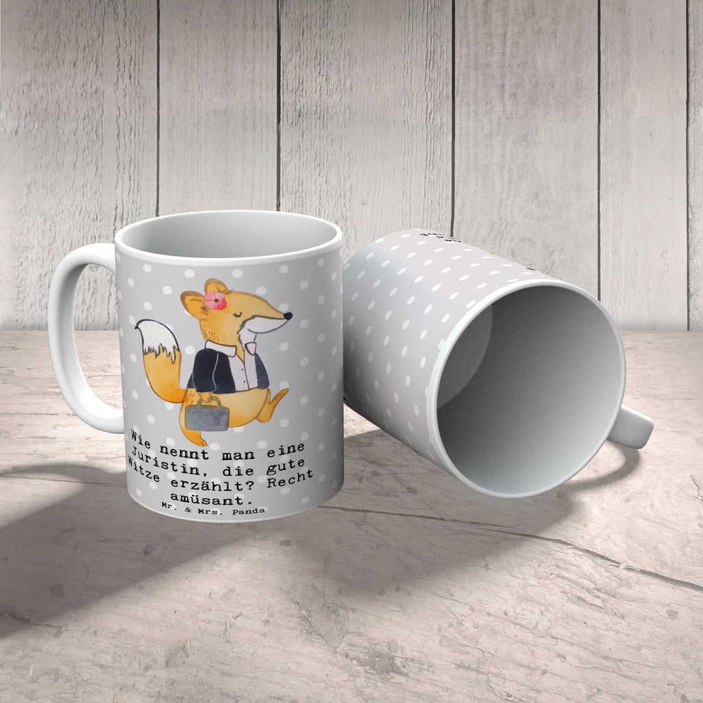 Mug Wie nennt man eine Juristin, die gute Witze erzählt? Recht amüsant. Tasse, Teetasse, Porzellantasse, Tasse mit Zitaten, Bürotasse, Geschenktasse, Keramiktasse, Kaffeetasse, Tasse mit Motiven, Beruf, Ausbildung, Jubiläum, Abschied, Rente, Kollege, Kollegin, Geschenk, Schenken, Arbeitskollege, Mitarbeiter, Firma, Danke, Dankeschön