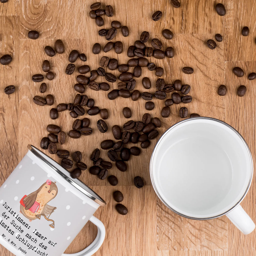 Camping Emaille Tasse Juristin Schlupfloch Camping Tassen, Blechtasse Outdoor, Emaille Tassen, Camping Tasse Metall, Trinkbecher, Emaille Tasse, Tasse Camping, Emaille Trinkbecher, Metalltasse, Edelstahl Trinkbecher, Blechtassen, Campingtassen, Emaille Tasse Camping, Emaille Becher Camping, Outdoor Becher, Camping Tassen Emaille, Emailletasse, Outdoor Tasse, Kaffee Blechtasse, Camping Becher, Emaille Campingbecher, Campingtasse, Camping Tasse Emaille, Emaille Becher, Camping Becher Edelstahl, Blechtasse, Metalltasse für Camping, Campingbecher, Metall Tasse, Tasse Emaille, Beruf, Ausbildung, Jubiläum, Abschied, Rente, Kollege, Kollegin, Geschenk, Schenken, Arbeitskollege, Mitarbeiter, Firma, Danke, Dankeschön