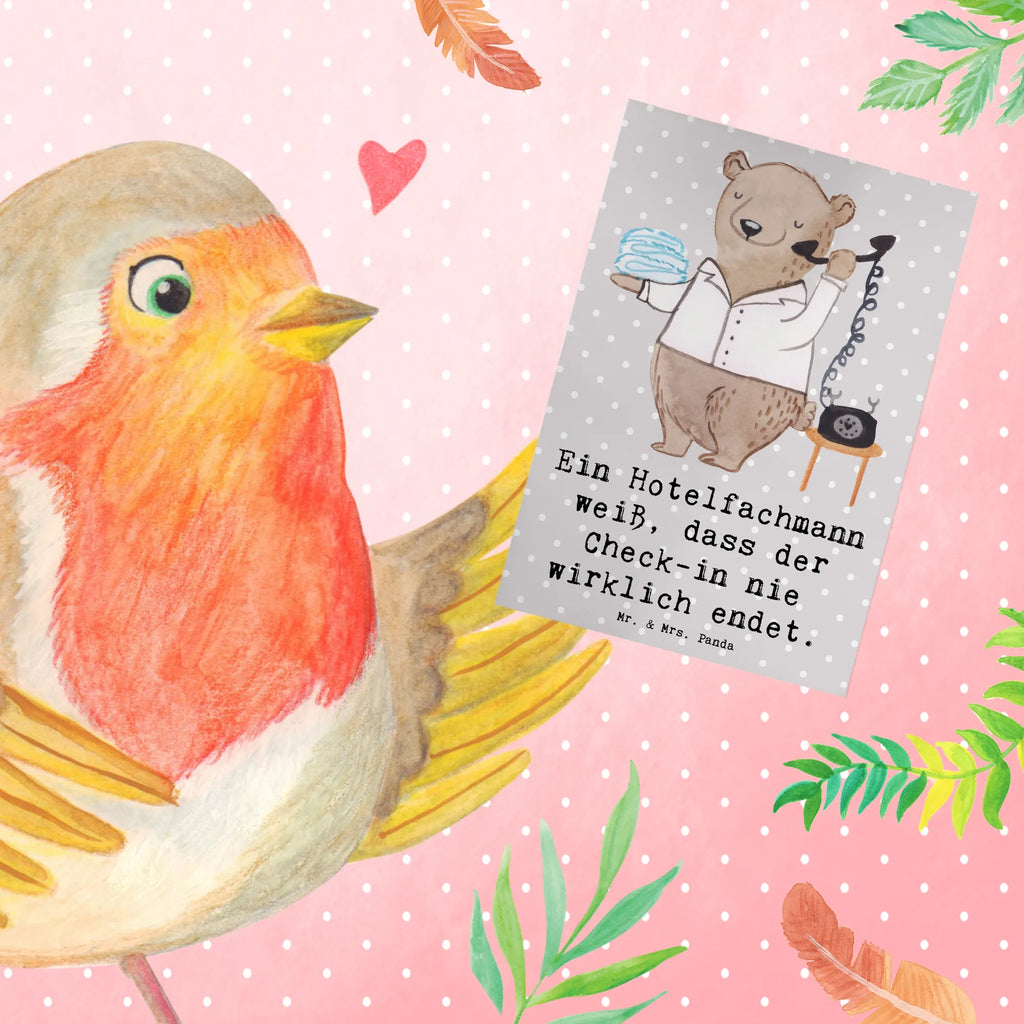 Grußkarte Ein Hotelfachmann weiß, dass der Check-in nie wirklich endet. Grußkarte, Glückwunschkarte, Hochzeitskarte, Einladungskarte, Karte, Geburtstagskarte, Klappkarte, Ansichtskarten, Beruf, Ausbildung, Jubiläum, Abschied, Rente, Kollege, Kollegin, Geschenk, Schenken, Arbeitskollege, Mitarbeiter, Firma, Danke, Dankeschön