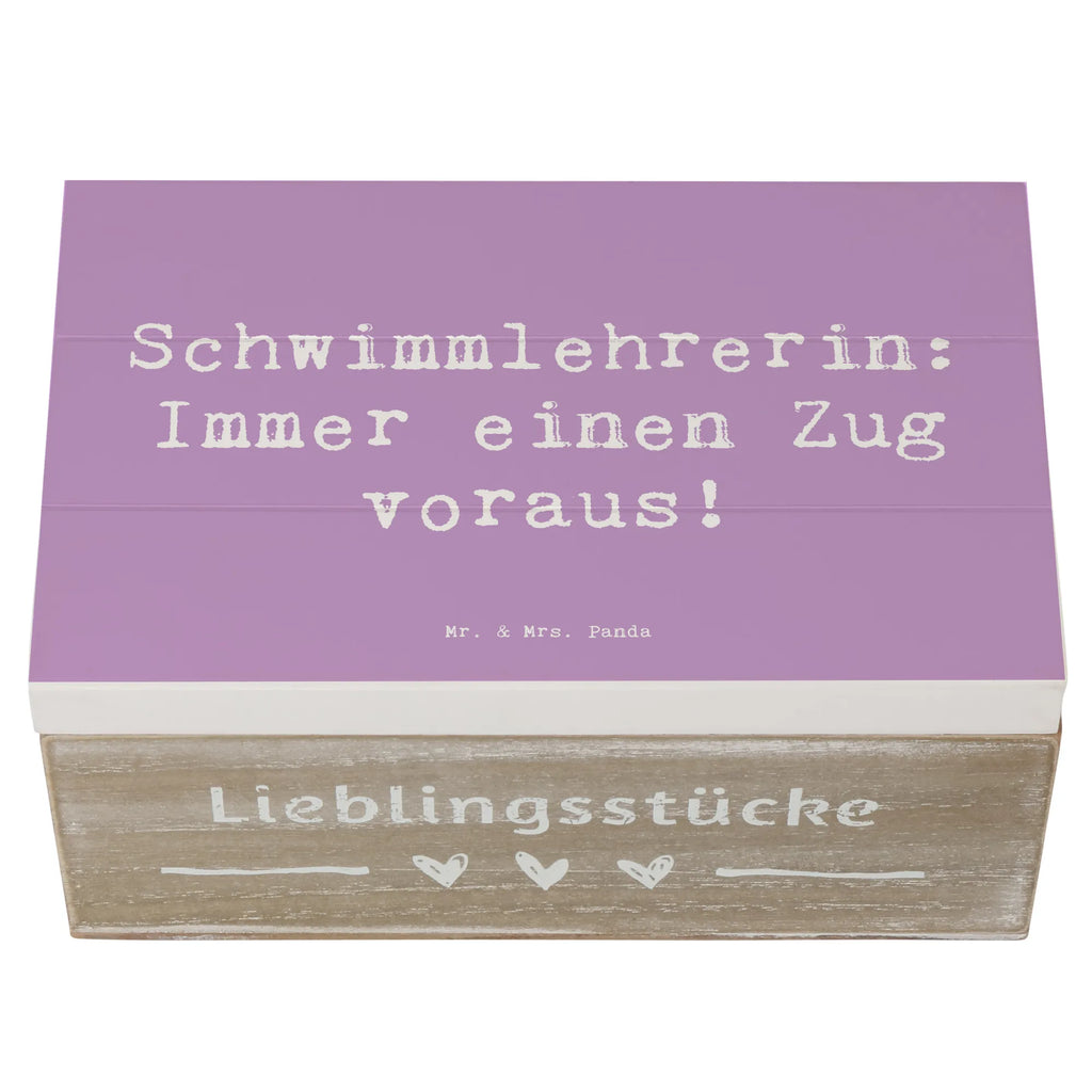 Holzkiste Spruch Schwimmlehrerin Zug voraus Geschenkdose, XXL, Schatzkiste, Holzkiste, Schatulle, Aufbewahrungsbox, Geschenkbox, Dekokiste, Kiste, Erinnerungskiste, Truhe, Erinnerungsbox, Beruf, Ausbildung, Jubiläum, Abschied, Rente, Kollege, Kollegin, Geschenk, Schenken, Arbeitskollege, Mitarbeiter, Firma, Danke, Dankeschön