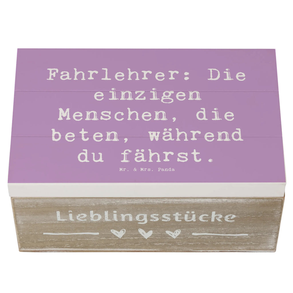 Holzkiste Spruch Fahrlehrer: Die einzigen Menschen, die beten, während du fährst. Geschenkbox, Schatzkiste, XXL, Holzkiste, Erinnerungsbox, Truhe, Kiste, Erinnerungskiste, Dekokiste, Geschenkdose, Schatulle, Aufbewahrungsbox, Beruf, Ausbildung, Jubiläum, Abschied, Rente, Kollege, Kollegin, Geschenk, Schenken, Arbeitskollege, Mitarbeiter, Firma, Danke, Dankeschön