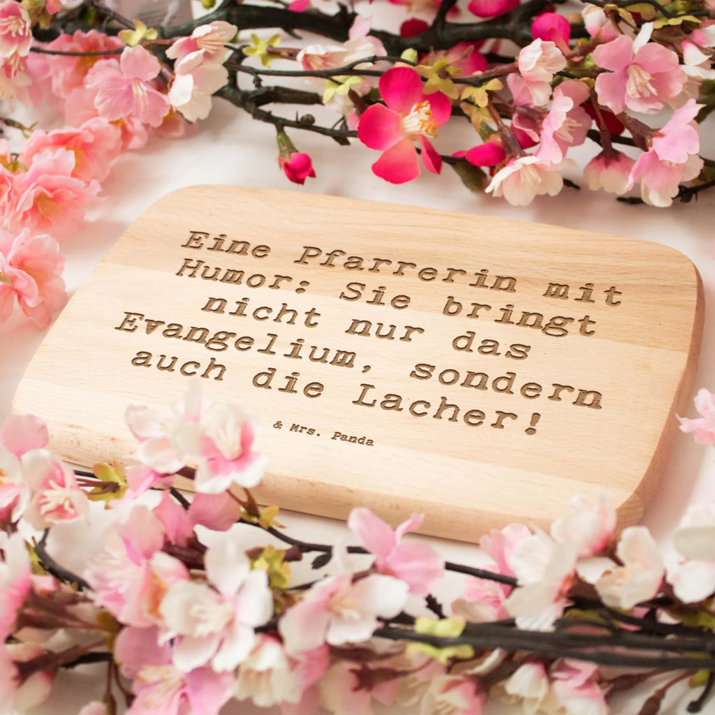 Śniadaniowa deska Przysłowie Eine Pfarrerin mit Humor: Sie bringt nicht nur das Evangelium, sondern auch die Lacher! Zawód, Wykształcenie, Jubileusz, Pożegnanie, Emerytura, Kolega, Koleżanka, Prezent, Dawać, Pracownik, Współpracownik, Firma, Dziękuję, Dziękuję bardzo