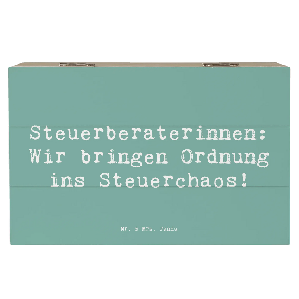 Holzkiste Spruch Steuerberaterinnen: Wir bringen Ordnung ins Steuerchaos! Aufbewahrungsbox, XXL, Dekokiste, Erinnerungsbox, Truhe, Holzkiste, Kiste, Schatulle, Geschenkbox, Schatzkiste, Erinnerungskiste, Geschenkdose, Beruf, Ausbildung, Jubiläum, Abschied, Rente, Kollege, Kollegin, Geschenk, Schenken, Arbeitskollege, Mitarbeiter, Firma, Danke, Dankeschön