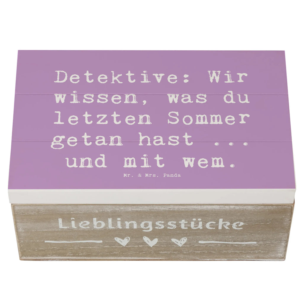 Wooden chest Saying Detektive: Wir wissen, was du letzten Sommer getan hast ... und mit wem. Dekokiste, Erinnerungskiste, Truhe, Schatzkiste, XXL, Kiste, Erinnerungsbox, Geschenkbox, Aufbewahrungsbox, Schatulle, Geschenkdose, Holzkiste, Beruf, Ausbildung, Jubiläum, Abschied, Rente, Kollege, Kollegin, Geschenk, Schenken, Arbeitskollege, Mitarbeiter, Firma, Danke, Dankeschön