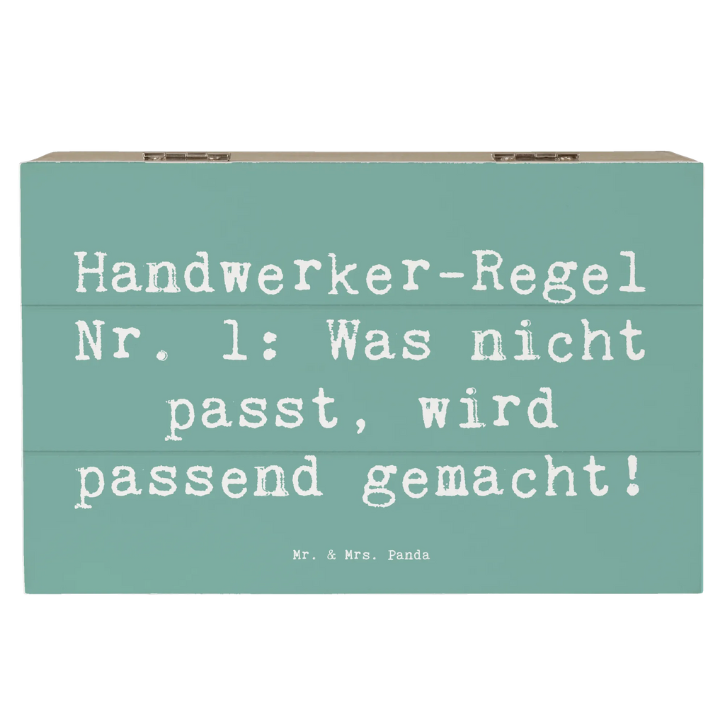 Holzkiste Spruch Handwerker-Regel Nr. 1: Was nicht passt, wird passend gemacht! Erinnerungskiste, Truhe, Aufbewahrungsbox, Schatzkiste, Kiste, Geschenkdose, Geschenkbox, Schatulle, Holzkiste, Dekokiste, Erinnerungsbox, XXL, Beruf, Ausbildung, Jubiläum, Abschied, Rente, Kollege, Kollegin, Geschenk, Schenken, Arbeitskollege, Mitarbeiter, Firma, Danke, Dankeschön