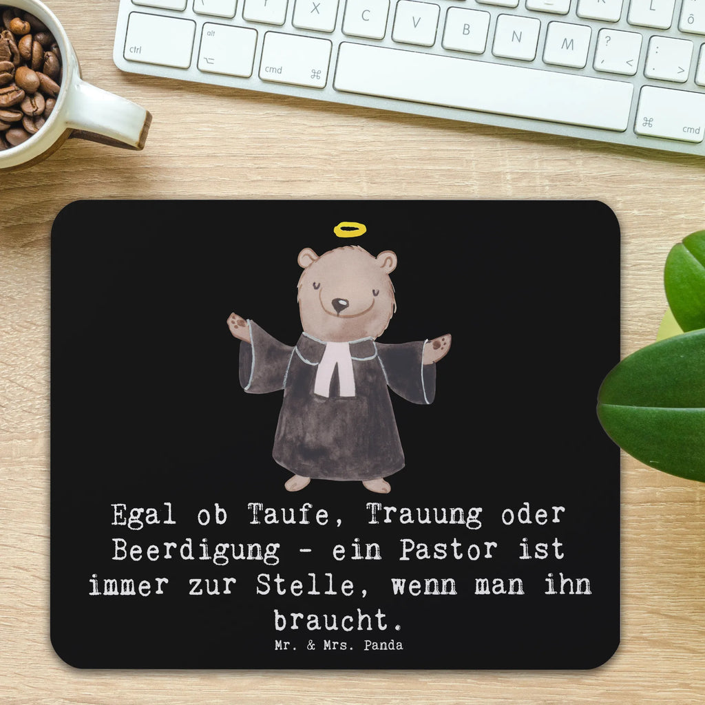 Mauspad Egal ob Taufe, Trauung oder Beerdigung - ein Pastor ist immer zur Stelle, wenn man ihn braucht. Mauspad, Mauspad Büro, Mausunterlage, PC Zubehör, Büroausstattung, Arbeitszimmer, Mousepad, Einzigartiges Mauspad, Computer zubehör, Designer Mauspad, Beruf, Ausbildung, Jubiläum, Abschied, Rente, Kollege, Kollegin, Geschenk, Schenken, Arbeitskollege, Mitarbeiter, Firma, Danke, Dankeschön