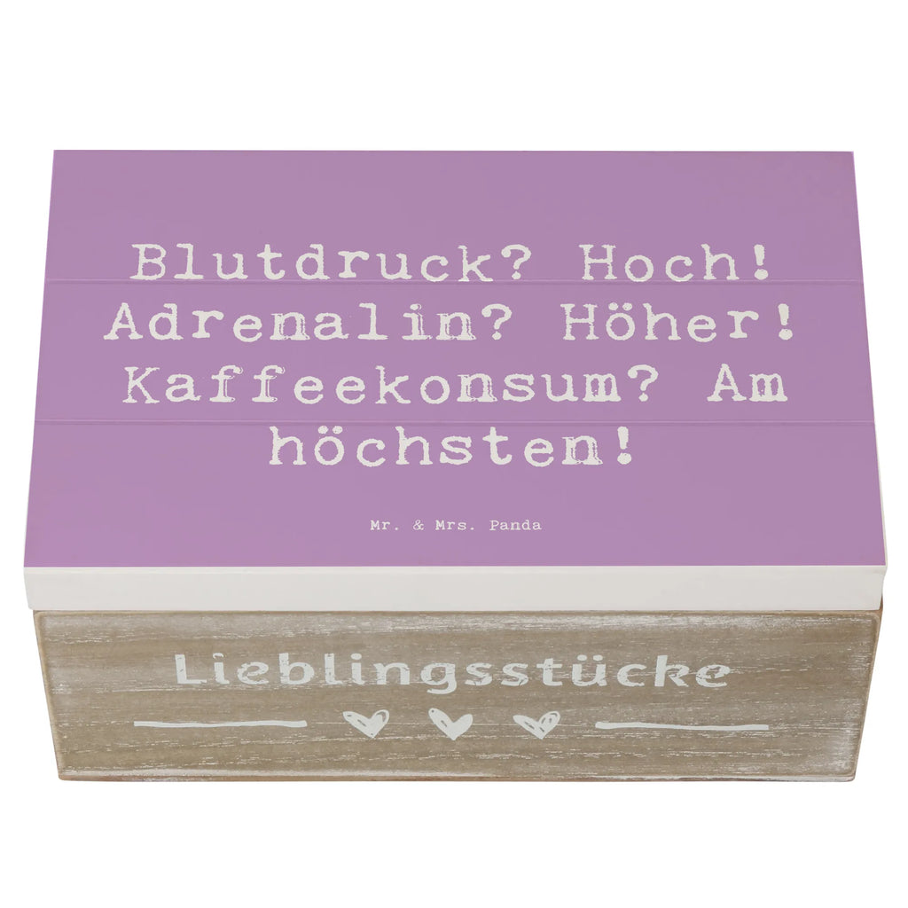 Holzkiste Spruch Blutdruck? Hoch! Adrenalin? Höher! Kaffeekonsum? Am höchsten! Erinnerungsbox, Holzkiste, XXL, Geschenkdose, Truhe, Schatulle, Schatzkiste, Geschenkbox, Kiste, Dekokiste, Erinnerungskiste, Aufbewahrungsbox, Beruf, Ausbildung, Jubiläum, Abschied, Rente, Kollege, Kollegin, Geschenk, Schenken, Arbeitskollege, Mitarbeiter, Firma, Danke, Dankeschön