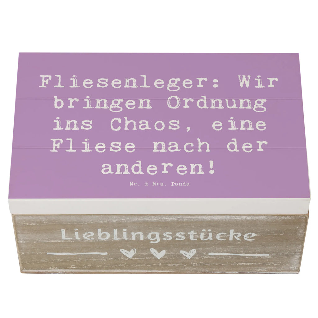 Holzkiste Spruch Fliesenleger: Wir bringen Ordnung ins Chaos, eine Fliese nach der anderen! Erinnerungsbox, Schatzkiste, XXL, Geschenkdose, Geschenkbox, Kiste, Erinnerungskiste, Aufbewahrungsbox, Holzkiste, Dekokiste, Truhe, Schatulle, Beruf, Ausbildung, Jubiläum, Abschied, Rente, Kollege, Kollegin, Geschenk, Schenken, Arbeitskollege, Mitarbeiter, Firma, Danke, Dankeschön