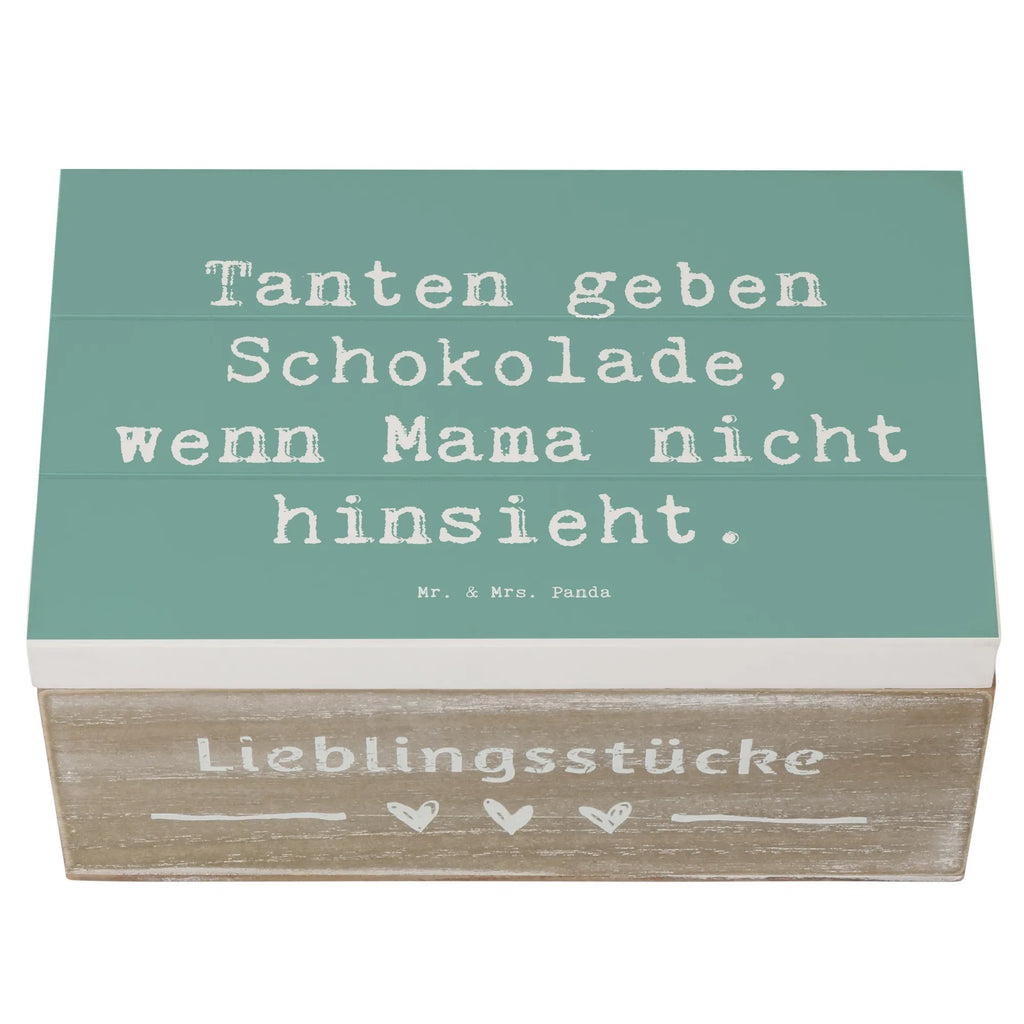 Holzkiste Spruch Tanten geben Schokolade, wenn Mama nicht hinsieht. Geschenkbox, Erinnerungskiste, Holzkiste, Dekokiste, Erinnerungsbox, Schatulle, Kiste, Schatzkiste, Geschenkdose, Truhe, Aufbewahrungsbox, XXL, Familie, Vatertag, Muttertag, Bruder, Schwester, Mama, Papa, Oma, Opa