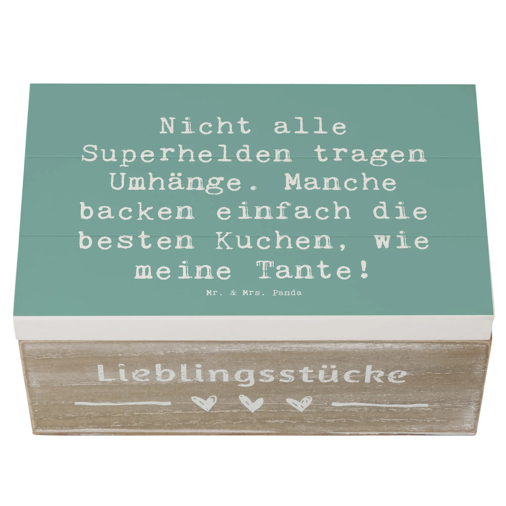 Wooden chest Saying Nicht alle Superhelden tragen Umhänge. Manche backen einfach die besten Kuchen, wie meine Tante! Holzkiste, Geschenkbox, Geschenkdose, XXL, Erinnerungsbox, Dekokiste, Aufbewahrungsbox, Kiste, Truhe, Schatulle, Erinnerungskiste, Schatzkiste, Familie, Vatertag, Muttertag, Bruder, Schwester, Mama, Papa, Oma, Opa