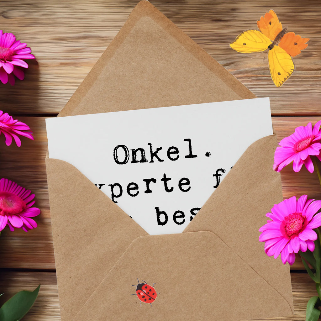 Deluxe Card Saying Onkel. Experte für die besten Scherze am Tisch. Hochwertige Grußkarte, Karte, Hochwertige Klappkarte, Hochzeitskarte, Geburtstagskarte, Einladungskarte, Grußkarte, Klappkarte, Glückwunschkarte, Familie, Vatertag, Muttertag, Bruder, Schwester, Mama, Papa, Oma, Opa