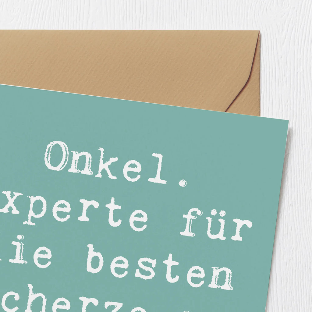 Deluxe Card Saying Onkel. Experte für die besten Scherze am Tisch. Hochwertige Grußkarte, Karte, Hochwertige Klappkarte, Hochzeitskarte, Geburtstagskarte, Einladungskarte, Grußkarte, Klappkarte, Glückwunschkarte, Familie, Vatertag, Muttertag, Bruder, Schwester, Mama, Papa, Oma, Opa