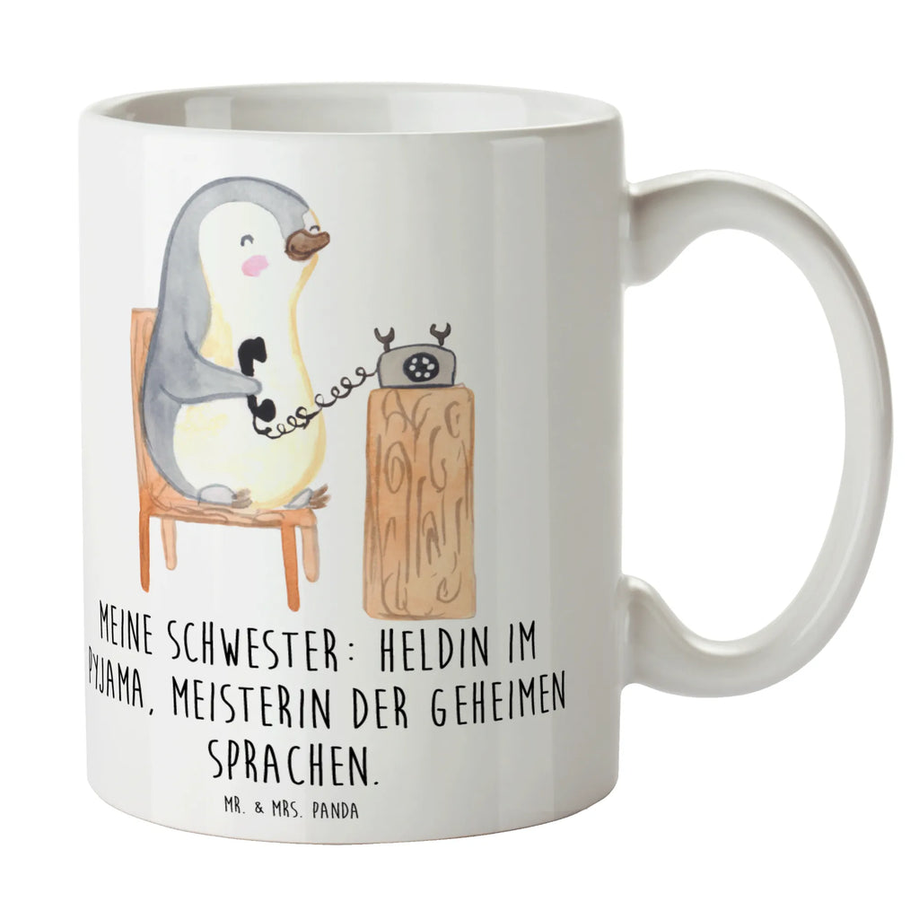 Mug Meine Schwester: Heldin im Pyjama, Meisterin der geheimen Sprachen. Bürotasse, Tasse mit Zitaten, Tasse mit Motiven, Tasse, Teetasse, Porzellantasse, Geschenktasse, Kaffeetasse, Keramiktasse, Familie, Vatertag, Muttertag, Bruder, Schwester, Mama, Papa, Oma, Opa
