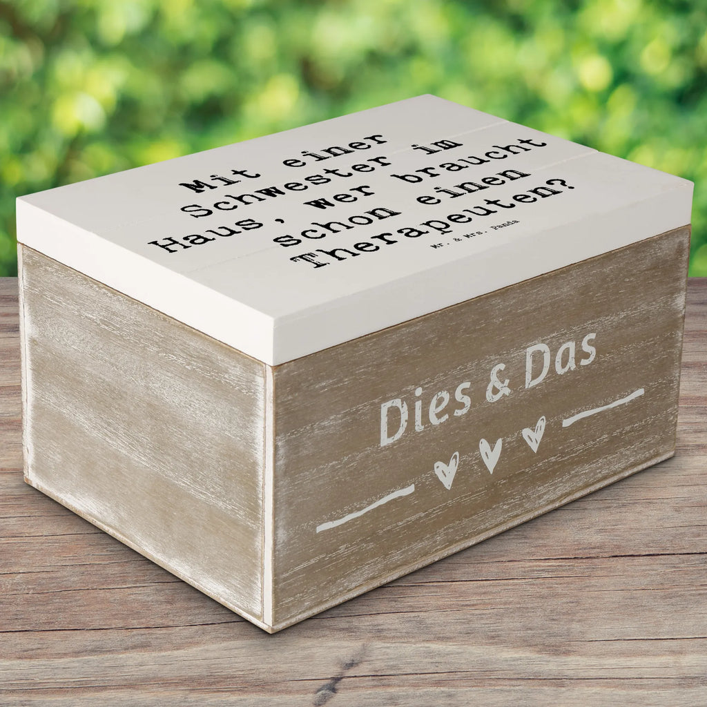 Holzkiste Spruch Schwester Glück Schatzkiste, Erinnerungsbox, Holzkiste, Schatulle, Kiste, Aufbewahrungsbox, Geschenkdose, Truhe, Geschenkbox, XXL, Erinnerungskiste, Dekokiste, Familie, Vatertag, Muttertag, Bruder, Schwester, Mama, Papa, Oma, Opa