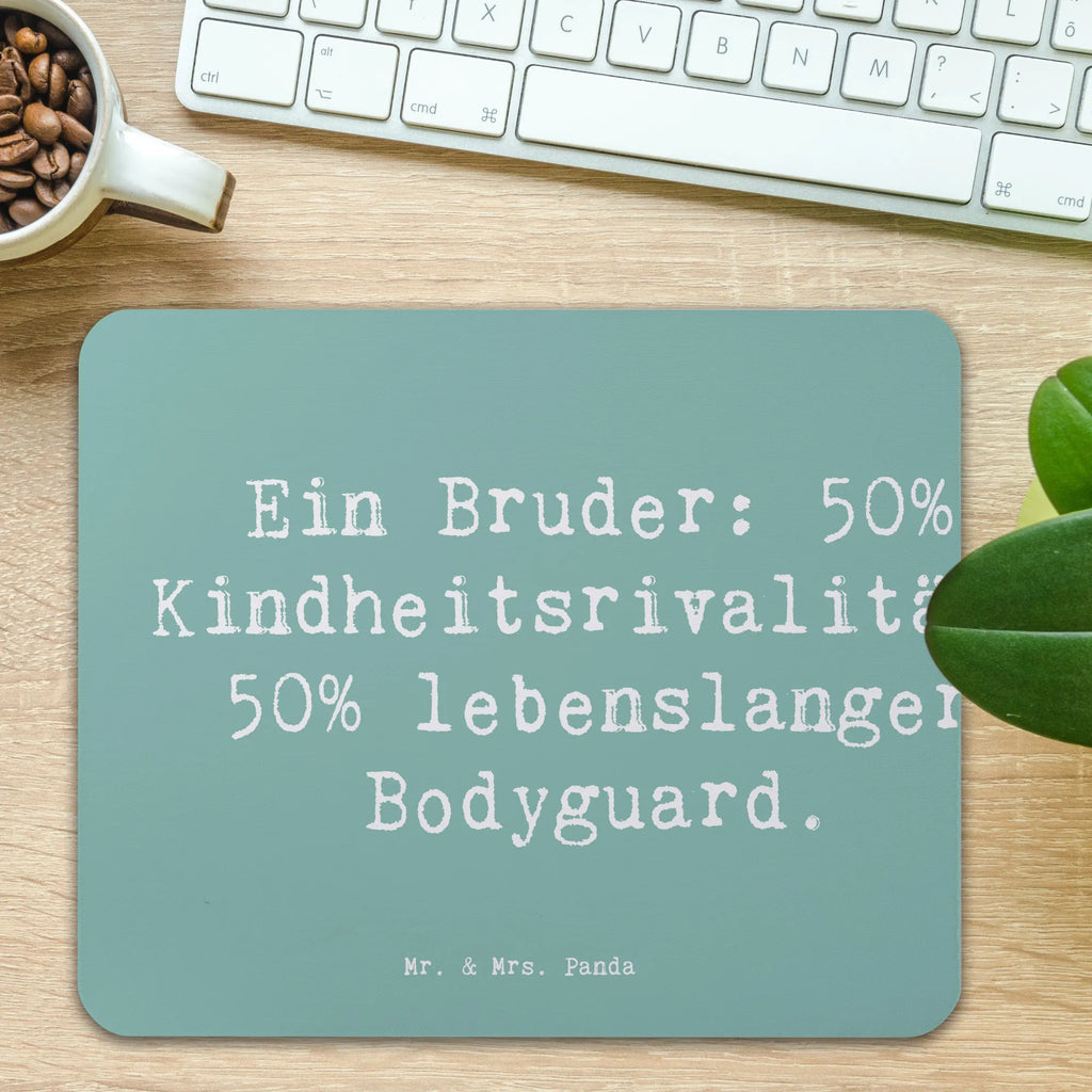 Mouse mat Saying Ein Bruder: 50% Kindheitsrivalität, 50% lebenslanger Bodyguard. Mauspad, PC Zubehör, Büroausstattung, Arbeitszimmer, Mauspad Büro, Mousepad, Computer zubehör, Mausunterlage, Einzigartiges Mauspad, Designer Mauspad, Familie, Vatertag, Muttertag, Bruder, Schwester, Mama, Papa, Oma, Opa