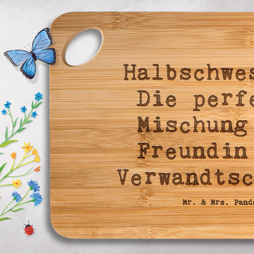 Bamboo chopping board Saying Halbschwester: Die perfekte Mischung aus Freundin und Verwandtschaft! engraving, breakfast board, slices, cutting block, solid, robust, breakfast, nature, wood, kitchen, bamboo, dulcimer, carving board, kitchen board, board, cutting board, Family, Father's Day, Mother's Day, brother, sister, Mom, Dad