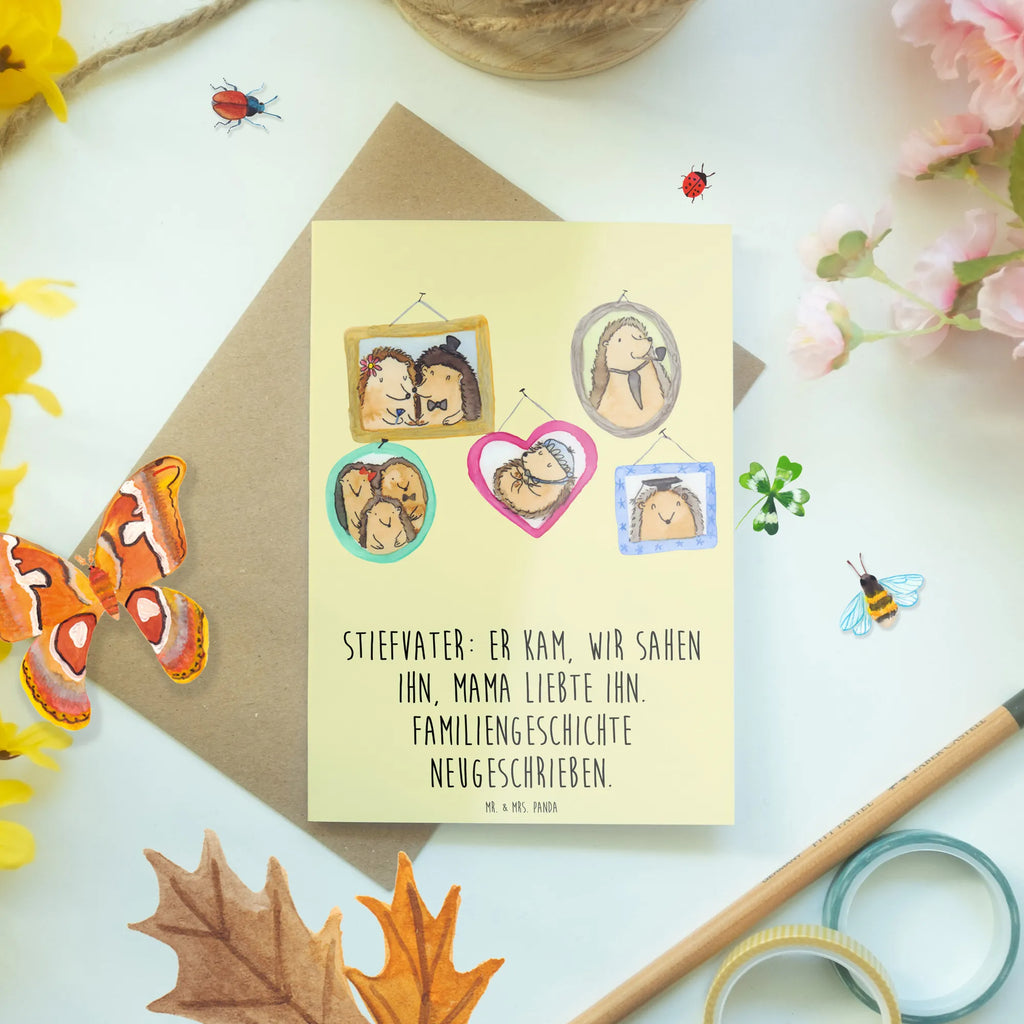 Greetings card Stiefvater: Er kam, wir sahen ihn, Mama liebte ihn. Familiengeschichte neugeschrieben. Grußkarte, Glückwunschkarte, Hochzeitskarte, Geburtstagskarte, Karte, Ansichtskarten, Klappkarte, Einladungskarte, Familie, Vatertag, Muttertag, Bruder, Schwester, Mama, Papa, Oma, Opa