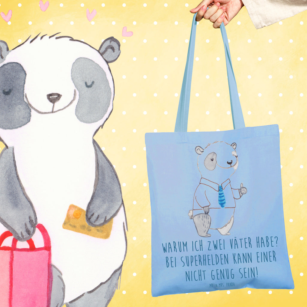 Tote bag Warum ich zwei Väter habe? Bei Superhelden kann einer nicht genug sein! Tragetasche, Einkaufstüte, Schultertasche, Umhängetasche, Einkaufstasche, Strandtasche, Badetasche, Laptoptasche, Beutel, Shopper, Tasche, Stofftasche, Stoffbeutel, Jutebeutel, Beuteltasche, Jutetasche, Familie, Vatertag, Muttertag, Bruder, Schwester, Mama, Papa, Oma, Opa