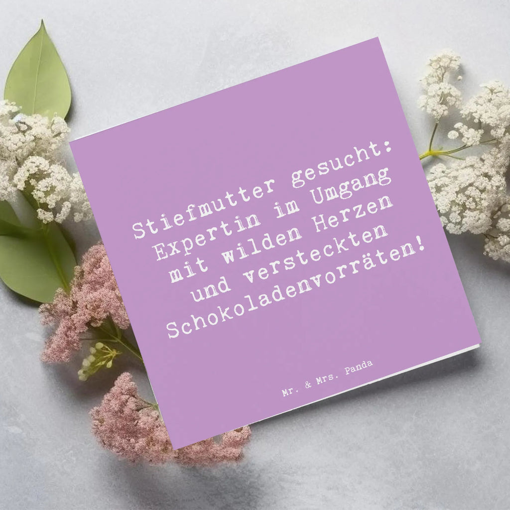 Deluxe Card Saying Stiefmutter gesucht: Expertin im Umgang mit wilden Herzen und versteckten Schokoladenvorräten! Einladungskarte, Hochwertige Grußkarte, Hochzeitskarte, Grußkarte, Karte, Hochwertige Klappkarte, Glückwunschkarte, Klappkarte, Geburtstagskarte, Familie, Vatertag, Muttertag, Bruder, Schwester, Mama, Papa, Oma, Opa