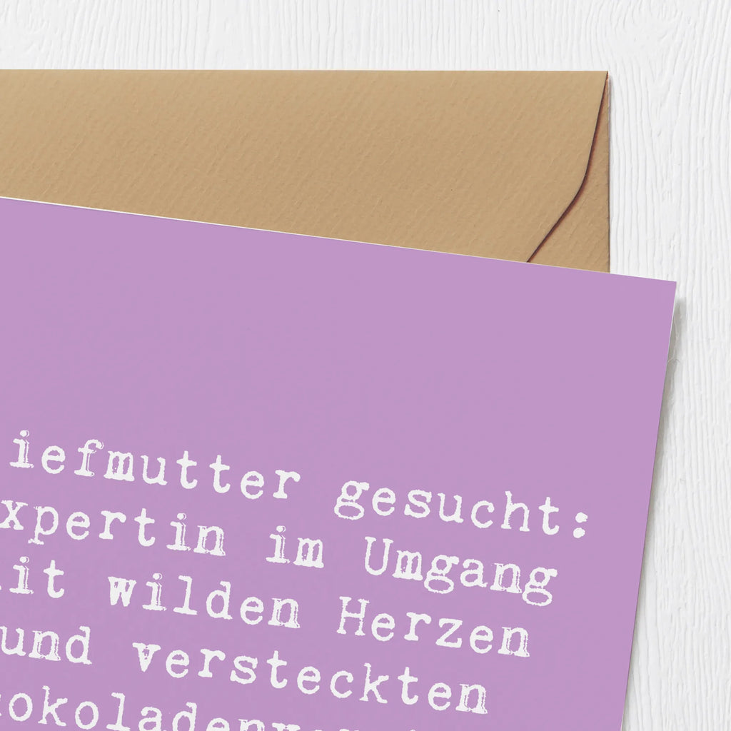Deluxe Card Saying Stiefmutter gesucht: Expertin im Umgang mit wilden Herzen und versteckten Schokoladenvorräten! Einladungskarte, Hochwertige Grußkarte, Hochzeitskarte, Grußkarte, Karte, Hochwertige Klappkarte, Glückwunschkarte, Klappkarte, Geburtstagskarte, Familie, Vatertag, Muttertag, Bruder, Schwester, Mama, Papa, Oma, Opa