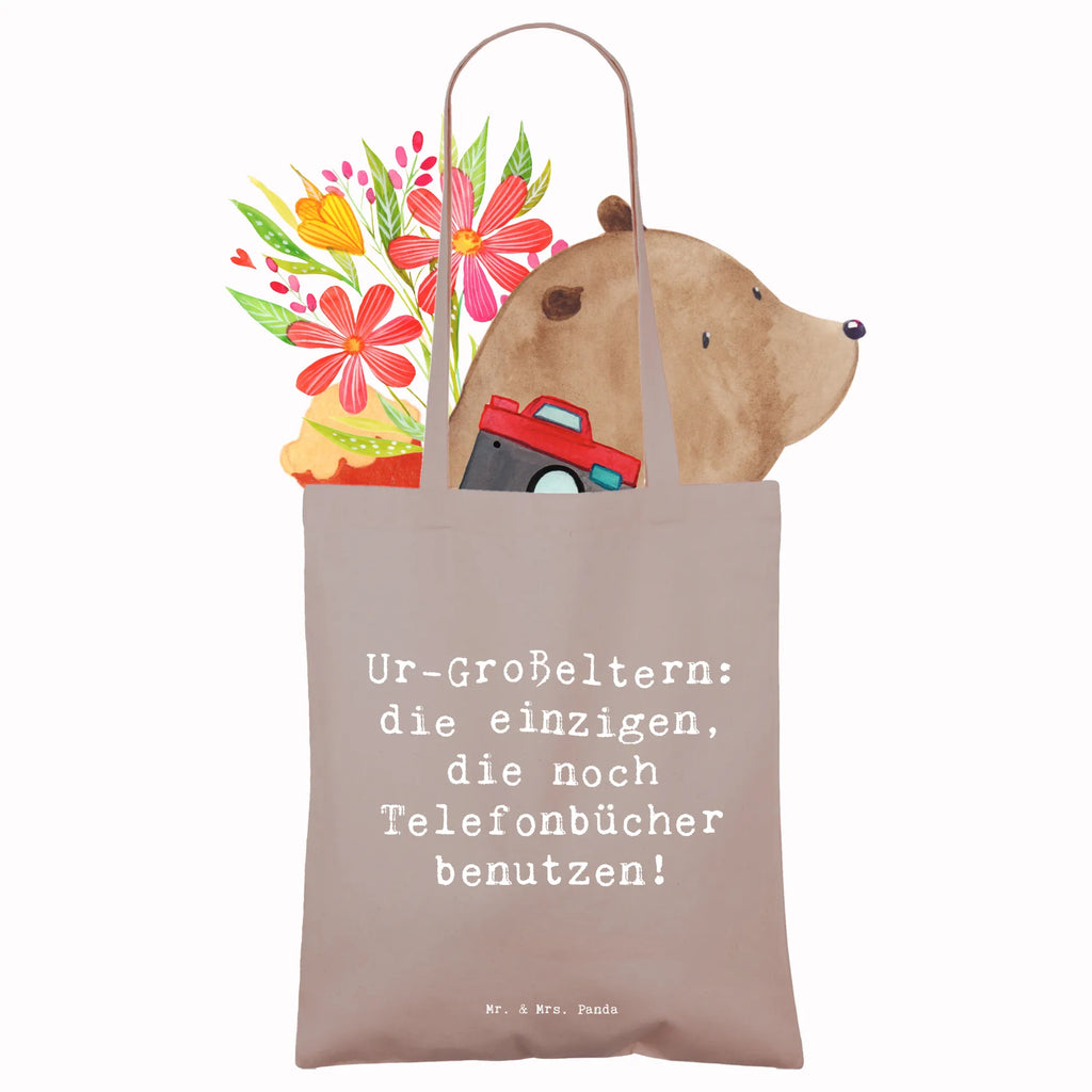 Tote bag Saying Ur-Großeltern: die einzigen, die noch Telefonbücher benutzen! Beuteltasche, Beutel, Einkaufstasche, Jutebeutel, Stoffbeutel, Tasche, Shopper, Umhängetasche, Strandtasche, Schultertasche, Stofftasche, Tragetasche, Badetasche, Jutetasche, Einkaufstüte, Laptoptasche, Familie, Vatertag, Muttertag, Bruder, Schwester, Mama, Papa, Oma, Opa