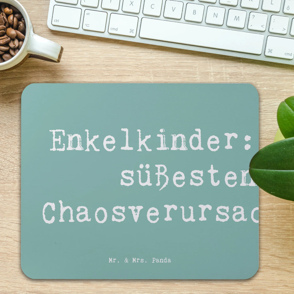 Podkładka pod mysz Przysłowie Enkelkinder: Die süßesten Chaosverursacher! Mousepad, Computer zubehör, Büroausstattung, PC Zubehör, Arbeitszimmer, Mauspad, Einzigartiges Mauspad, Designer Mauspad, Mausunterlage, Mauspad Büro, Familie, Vatertag, Muttertag, Bruder, Schwester, Mama, Papa, Oma, Opa