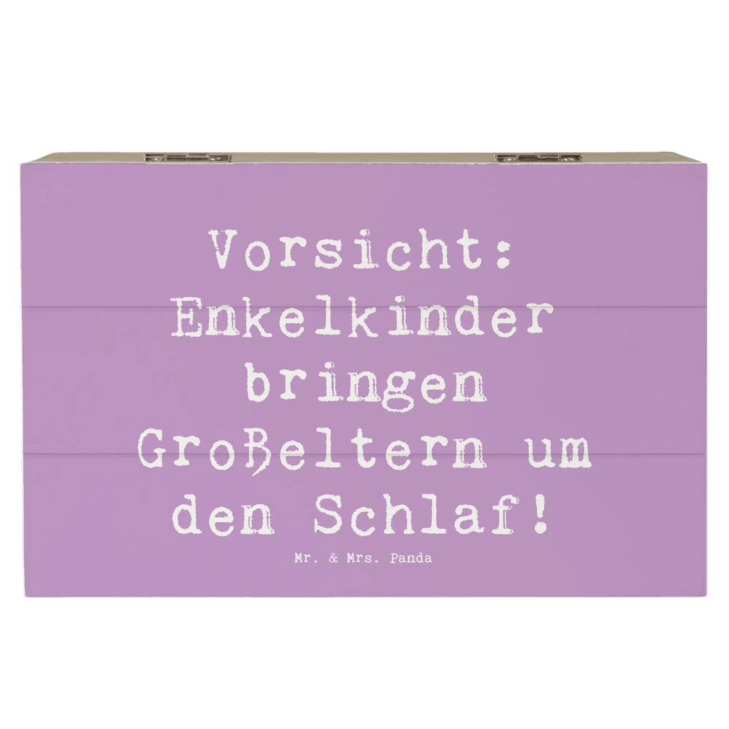 Wooden chest Saying Vorsicht: Enkelkinder bringen Großeltern um den Schlaf! XXL, Erinnerungskiste, Schatzkiste, Schatulle, Aufbewahrungsbox, Geschenkbox, Erinnerungsbox, Truhe, Kiste, Dekokiste, Geschenkdose, Holzkiste, Familie, Vatertag, Muttertag, Bruder, Schwester, Mama, Papa, Oma, Opa